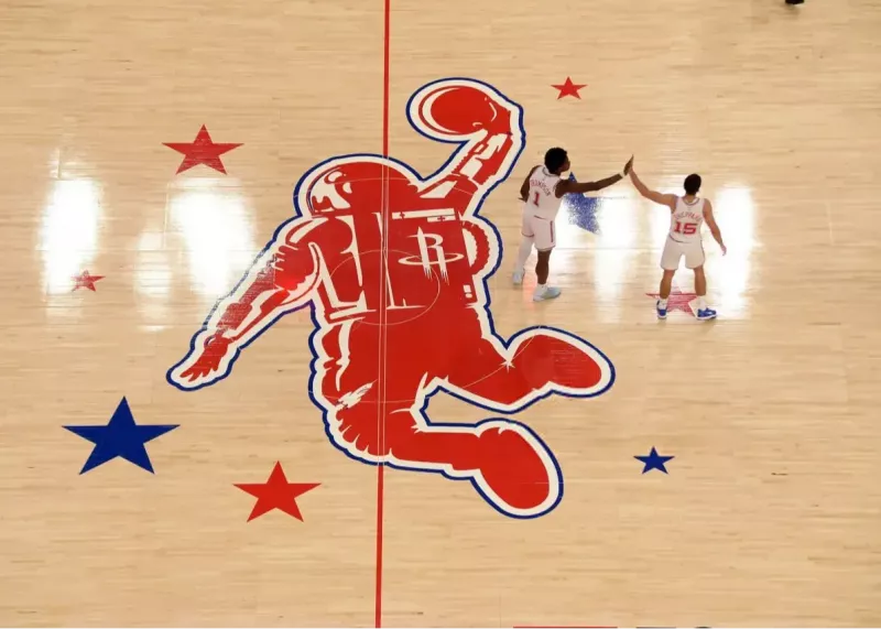 ‏زلزله در میامی و کامبک در تورنتو: NBA زیر پای ستاره‌ها!