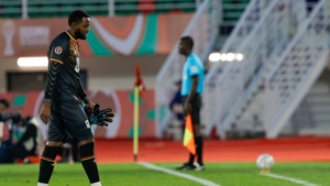 اتفاقی که هر 100 سال رخ می‌دهد: سه گلر در یک بازی!