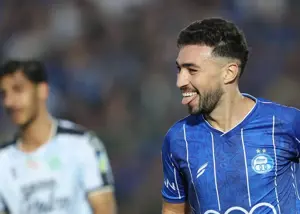 مُنیر از استقلال نیوکمپ خواست!