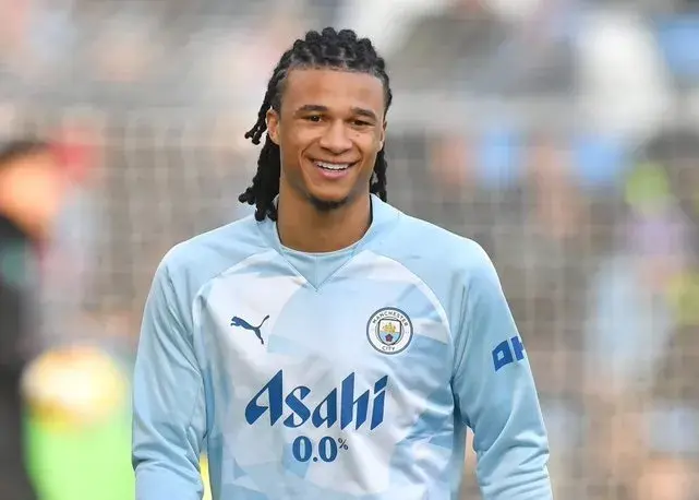 در سیتی می‌مانم و به بارسلونا نمی‌روم