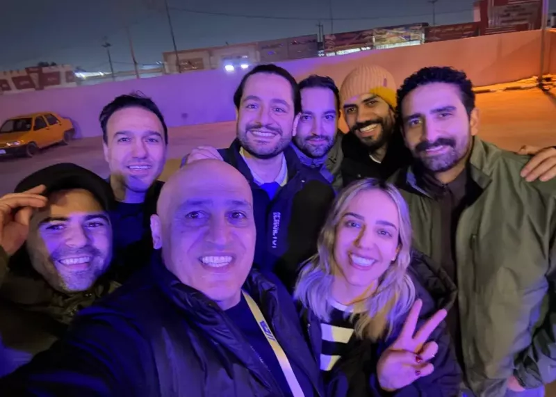 ایرانی‌های عراق، بازهم در کنار علی‌منصور (عکس)