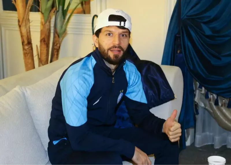 dr4h1szu7.webp?w=800