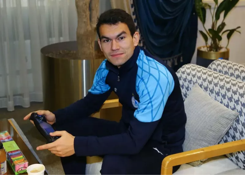 mnk1nnyi7.webp?w=800