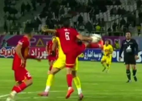 تایید اشتباه علیه علی نعمتی در دقیقه ۱+۹۰