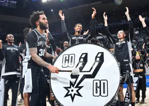 ۱۱ سهامتیازی برای تاریخسازی شامپانی!