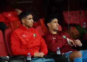 حکیمی تسلیم سرمربی تیم ملی است