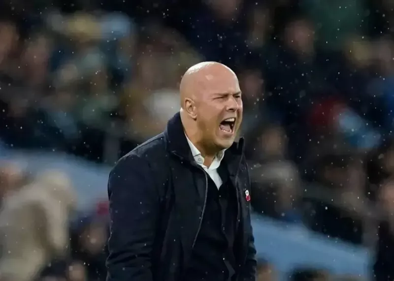 اشلوت: ما اینیم، شریف و بدون تمارض!