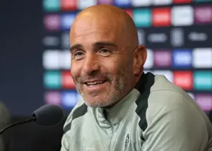 نیمکت داغ چلسی دست یک غریبه!