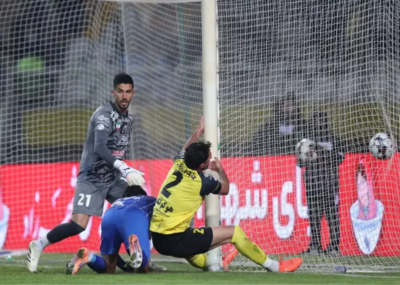 گل دوم استقلال از نوک سوزن به ثمر رسید