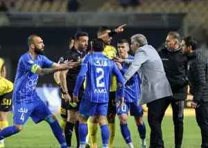 تهدید جدی صالح: میندازمت بیرون! (عکس)