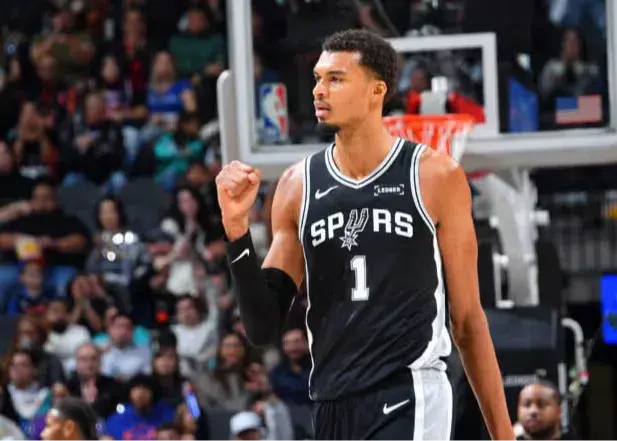 فریاد غول دو متری اسپرز: من برمی‌گردم!