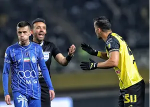 خودزنی حاجصفی برای کارت قرمز فلاح! (عکس)