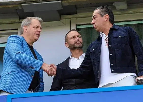 چلسی توسط یک مشت دیوانه اداره میشود!