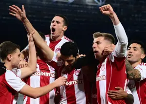 پنالتی، پاداش نمایش آکروباتیک طارمی در سوپرجام