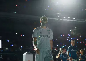 بازگشت لژیونر پرسپولیسی یکسال عقب افتاد!