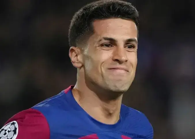 ستاره الهلال در استندبای: بارسا 10 روز وقت دارد