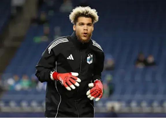 رسمی: اینتر میامی دروازه‌بان سال را گرفت