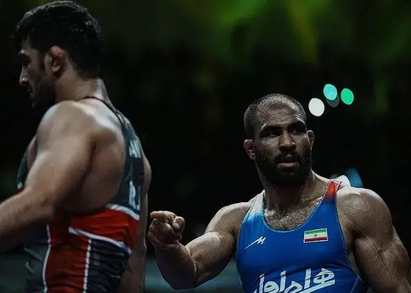 قرارداد چند میلیاردی کشتی گیر لژیونر ایران