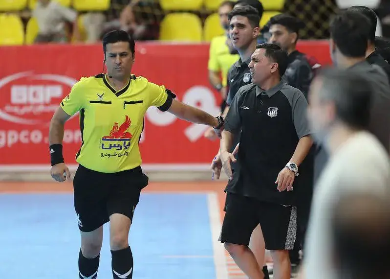 قضاوت داوران ایرانی در مسابقات فوتسال جنوب آسیا