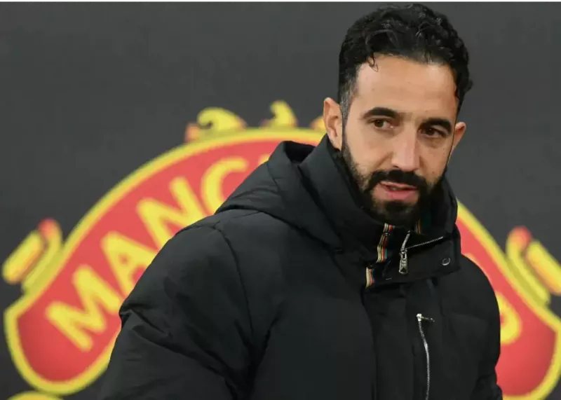 رختکن یونایتد علیه آموریم: او ترسو و مردد بود