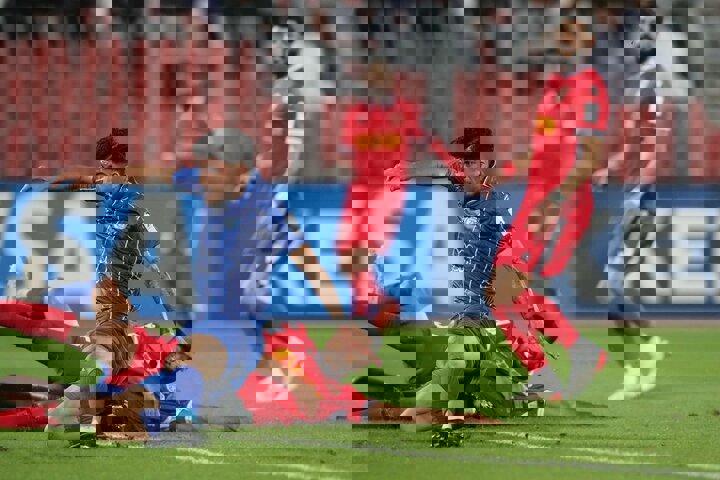 دلایل عملکرد پرنوسان استقلال در نیم فصل