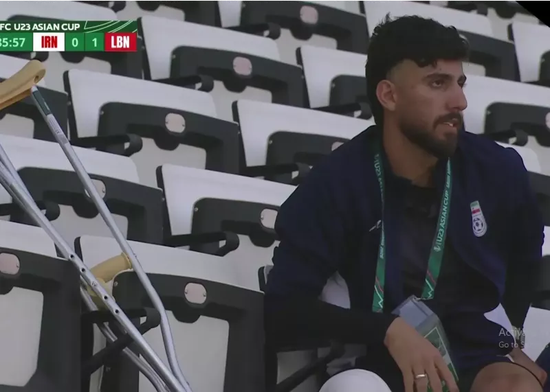 تصویر نگران کننده از ستاره سپاهان با عصا