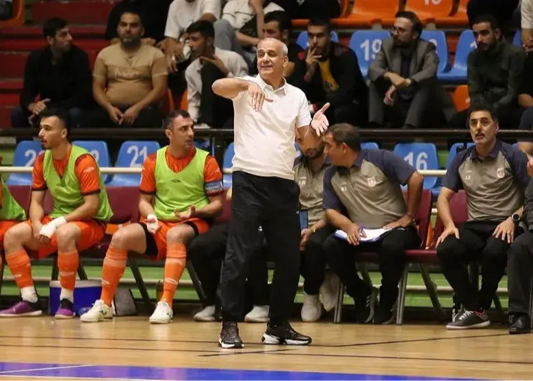 اظهار نظر جنجالی سرمربی مشهور علیه ستاره تیمش