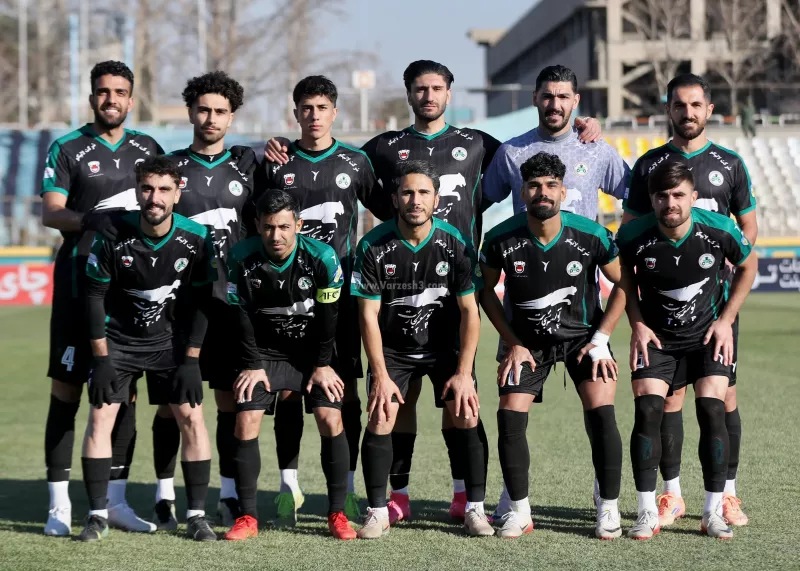 یازده بازیکن ذوب‌آهن برای حفظ روند برد