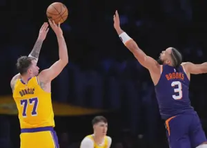 دانچیچ رکورد تمام اسطورههای لیکرز را میشکند!