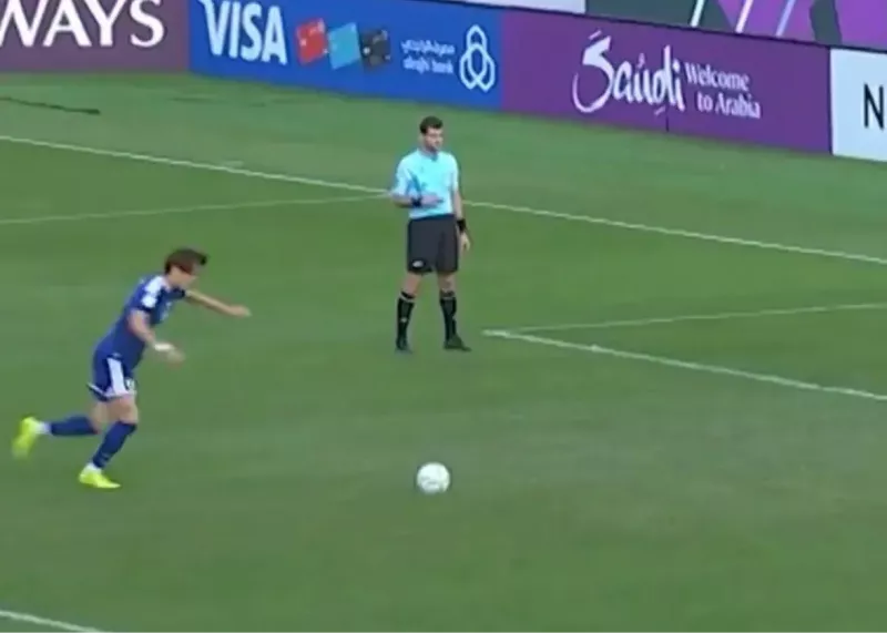 عجیب‌ترین پنالتی فوتبال آسیا زده شد!