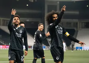 برد محکم حریف تراکتور برابر حریف سپاهان