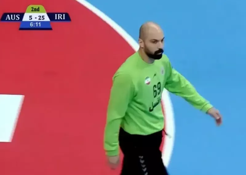 رکورد عجیب دروازه بان ایرانی در آسیا