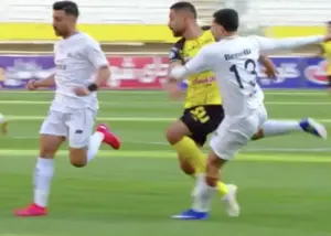 ستاره مصدوم ملوان از بیمارستان مرخص شد