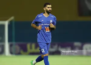 کمک بازیکن خوزستانی به سیلزدگان اندیمشک(عکس)