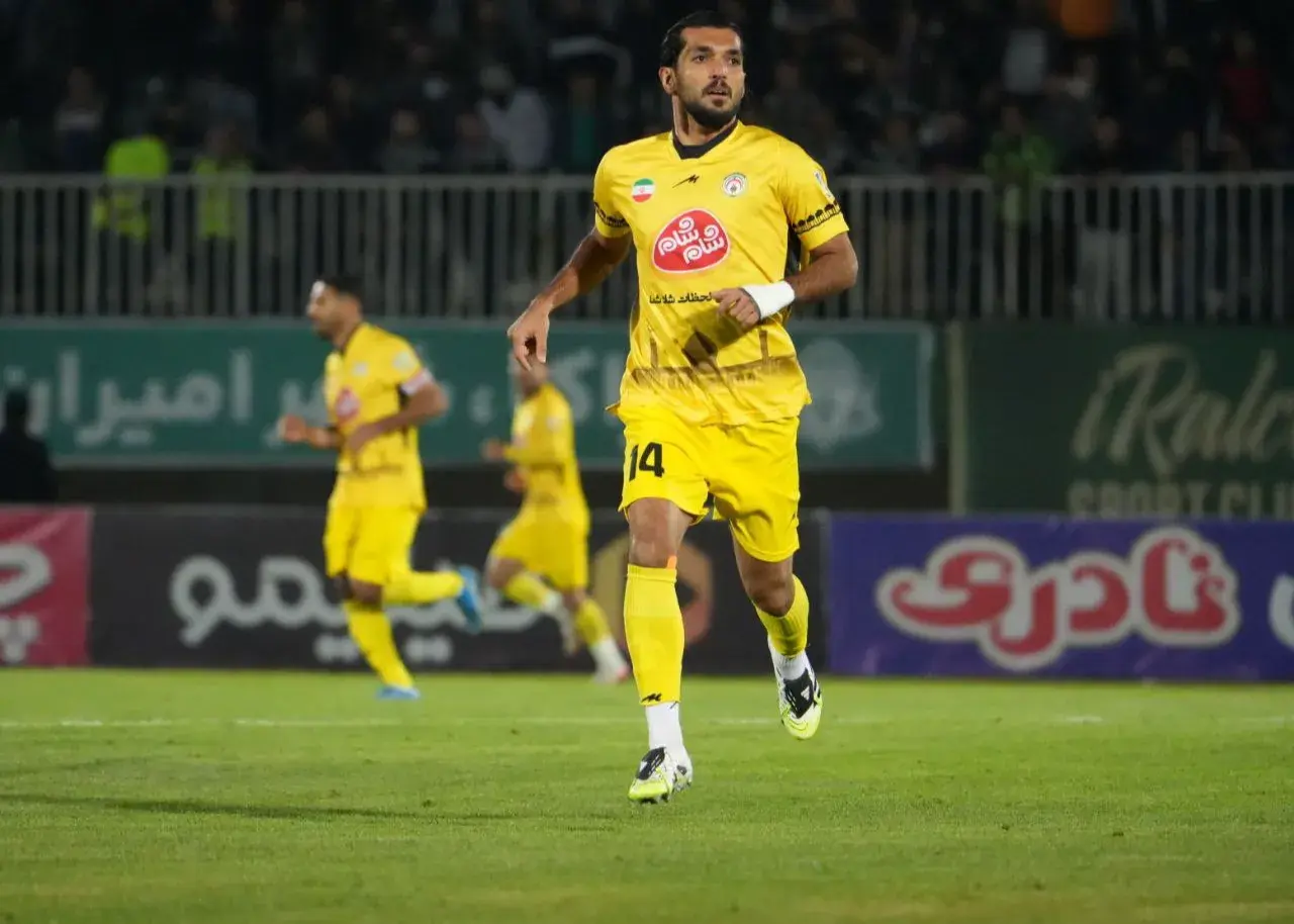 پاس طلایی زبیر در فولادشهر سوخت