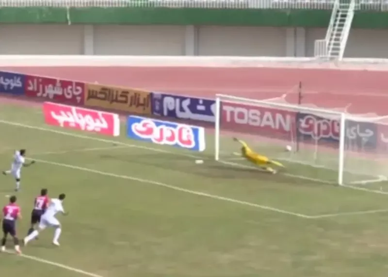 شیرجه خلیفه برای مهار پنالتی تیکدری کافی نبود!