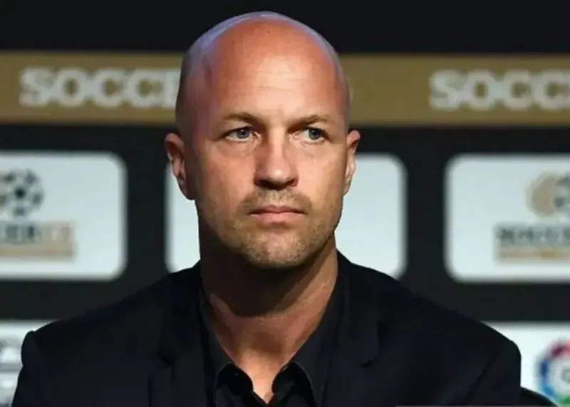 کرویف سرمربی آژاکس بحران‌زده!