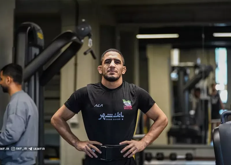 فیگور جفت بازو به سبک رحمان بی رحم!