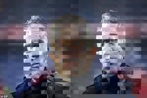 دعوای فن‌پرسی و ستاره فاینورد بالا گرفت!