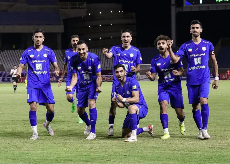 همه یاری کردند تا آبی‌پوشان میزبانی کنند!