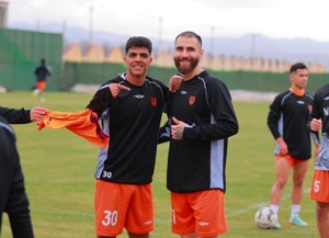 مدافع مس رفسنجان به تیم سابق رسید