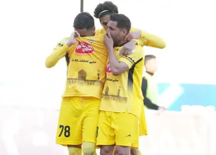 گلزن فجر: همسرم مافیای سکوهاست!