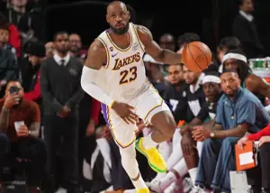 لبران جیمز و رکوردی که تکرار نمی‌شود: بازی برابر 1822 نفر!