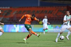 حمله ستاره محبوب جباری به کلین‌شیت بیرانوند