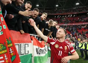 مدافع جدید پرسپولیس وارد تهران شد (عکس)