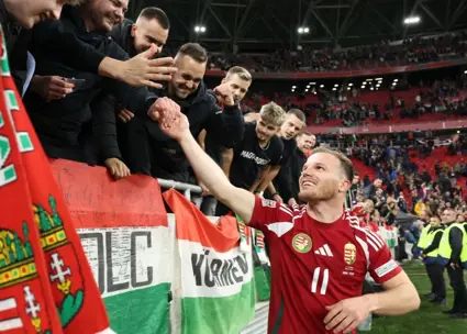 مدافع جدید پرسپولیس وارد تهران شد (عکس)