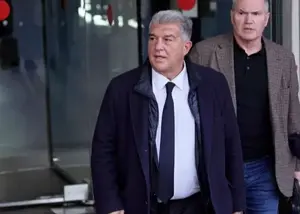 داوران شکست بارسلونا را جشن گرفتند