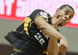 ستاره برزیلی در ژاپن: من تمام نشدنی هستم 