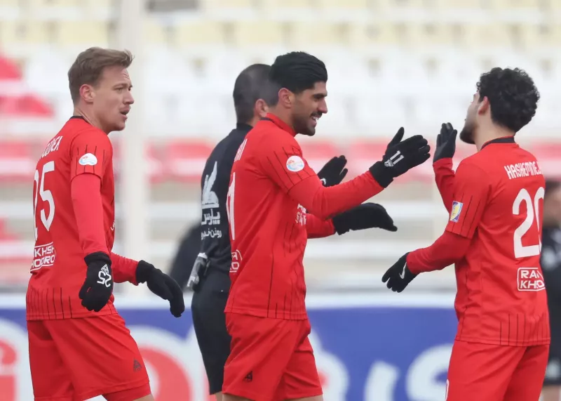 دروازههای لیگ برتر به توپ بسته شد!