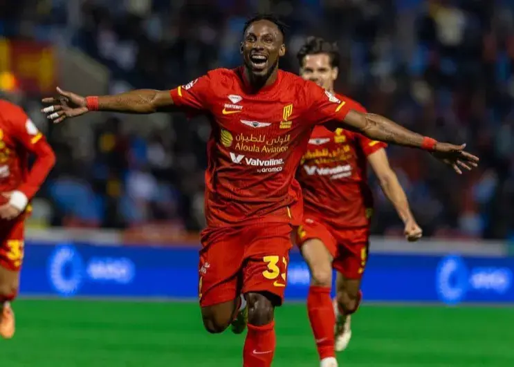 قیچی تماشایی ساویچ در شب شکست الاتحاد (عکس)